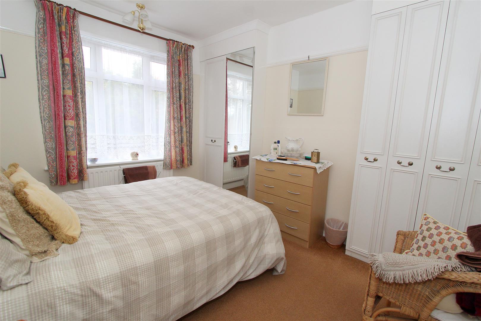 Kingswood Way, Wallington